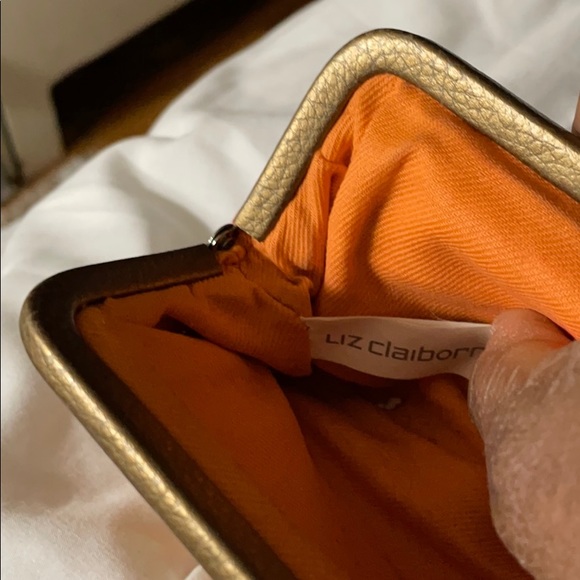 Purse - Picture 3 of 3